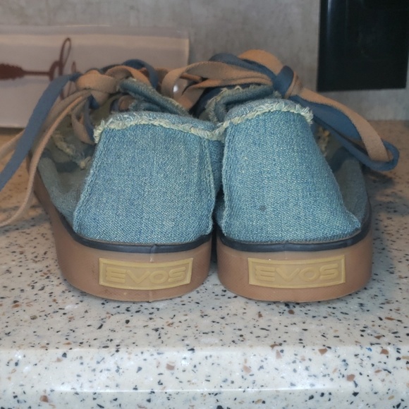 3/$30🌻EVOS Shoes - Picture 2 of 4